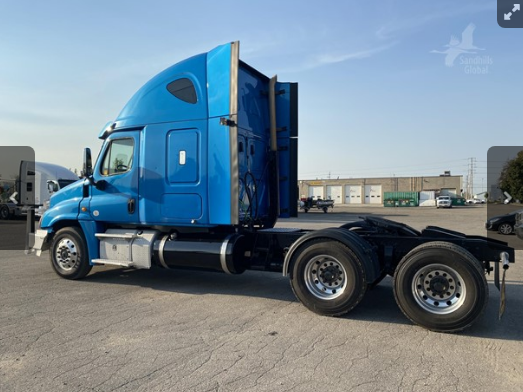 FREIGHTLINER 2